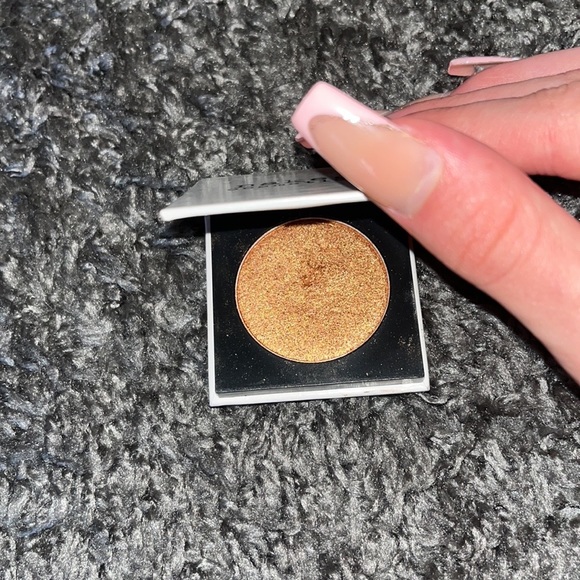 naked cosmetics eyeshadow shade 03 - Picture 5 of 5